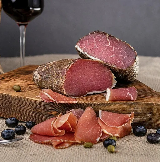 Ломо
(Lonzino)