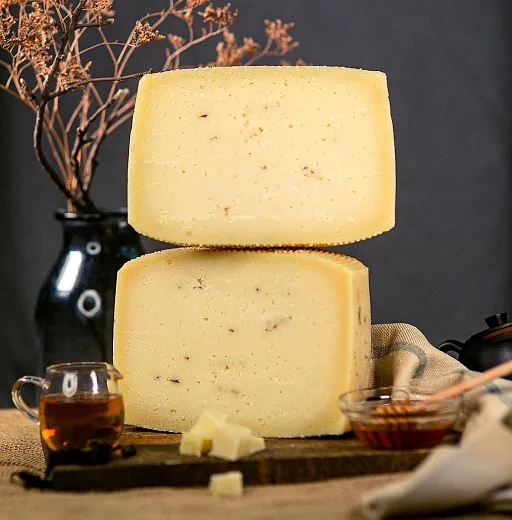 Овечий с трюфелем
(Pecorino al Tartufo)